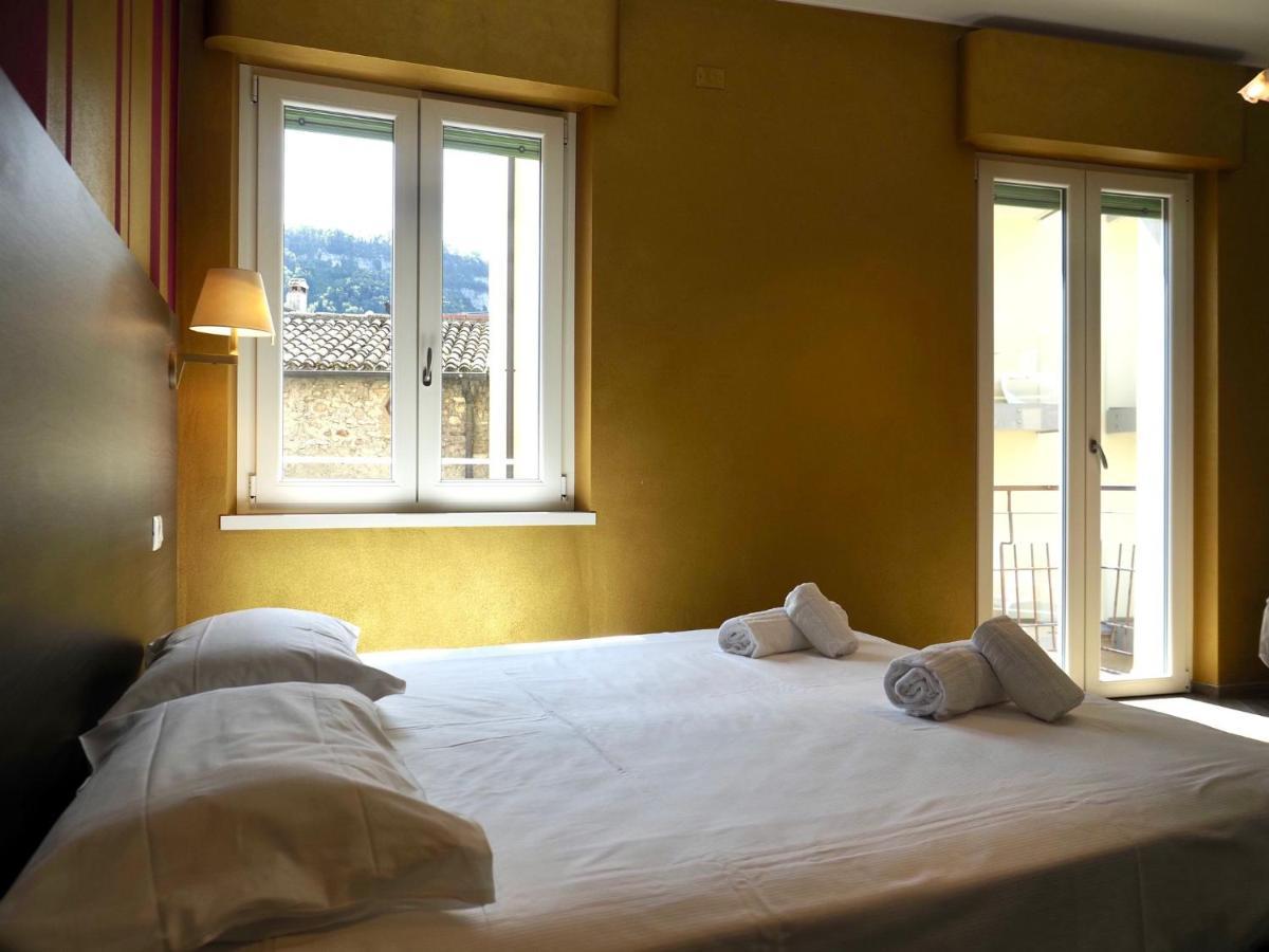 Apartmentsgarda - Residenza Antiche Mura Zewnętrze zdjęcie